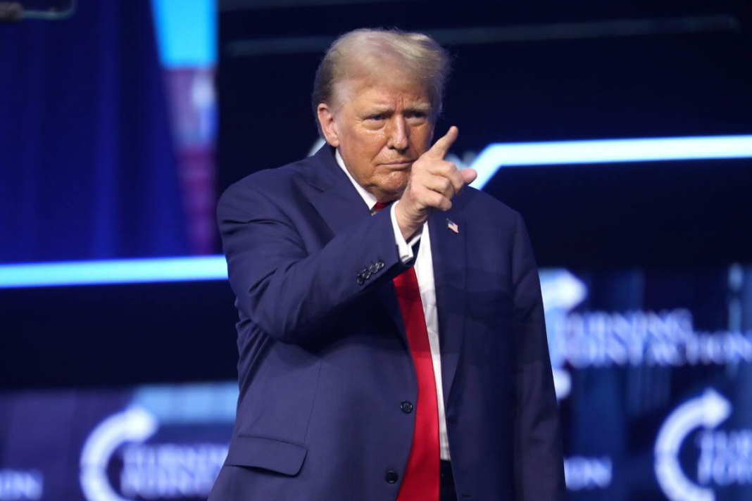 Photo credits: Gage Skidmore via Flickr