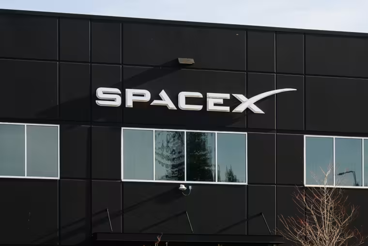 SpaceX. (Crédit : Adobe Stock)